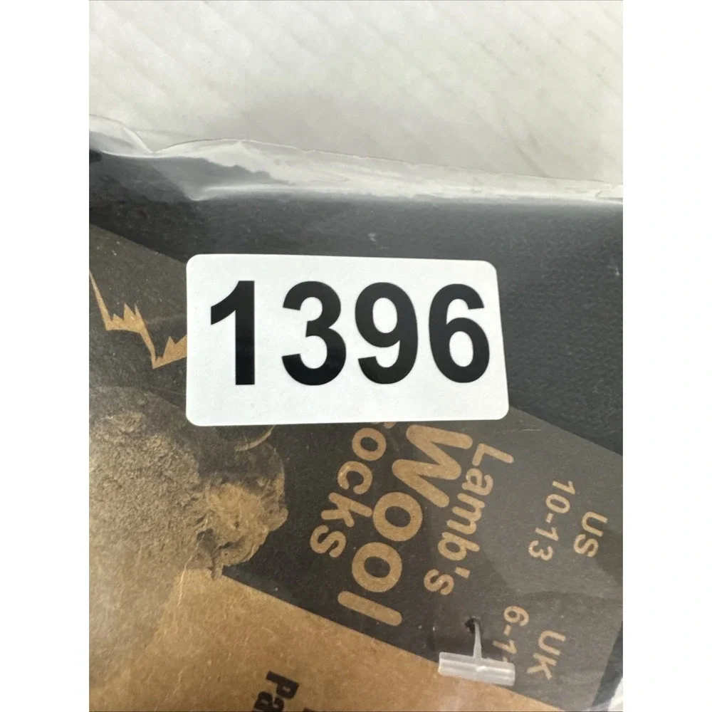 Lamb's Wool Blend Socks NEW Men's US 10-13 Lot of 2 Gray Black Calf Length 1396